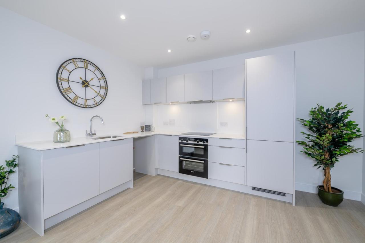 5 Middlecombe - Luxury Apartment At Byron Woolacombe, Only 4 Minute Walk To Woolacombe Beach! Екстериор снимка